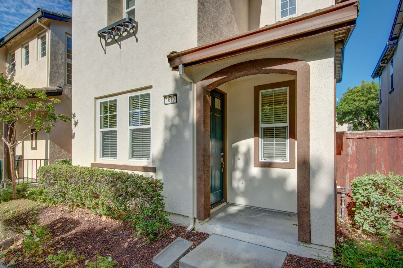 1610 Chamberlain-05.jpg